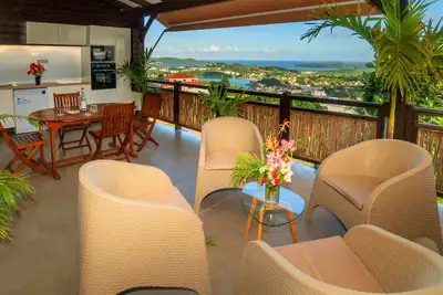Image de F3 Hibiscus (Ti ZWÉZO Paradi) - vue mer - piscine chauffée - 9 min de la mer