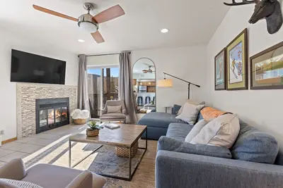 Image de Hirvi Kota - Mountainside Corner Unit Condo