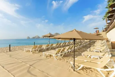 Image de Villa del Arco located on the pristine Medano Beach