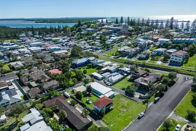 Image de Little Banksia 2- Nestled in the heart of Yamba Town