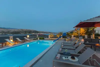 Superbe maison à Pag avec sauna