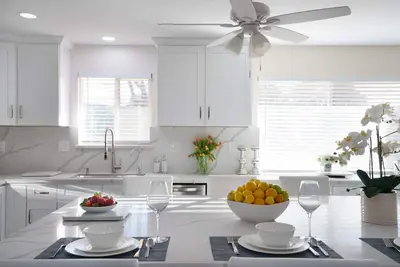 Image de Orchard Oasis: Pool Table|King Beds|En Suite Baths|Garage & Driveway Parking