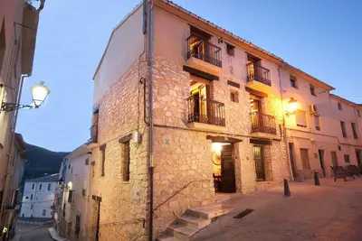 Image de Do you need to take a break between mountains in a charming village in Alicante?