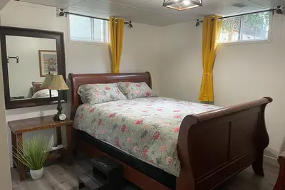 Image de A Touch of Country Guest Suite - 2 Bedroom - Close to the airport!