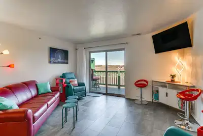 Image de Strip View! Retreat 4 Mi to Silver Dollar City