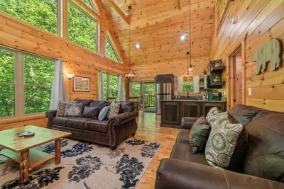 Image de Centrally Located! ~Newly Built Rustic Modern Cabin! ~Guest Favorite!