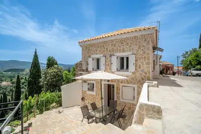 Image de Appartement \"Villa Nicolas\" avec vue sur les montagnes, Wi-Fi et climatisation