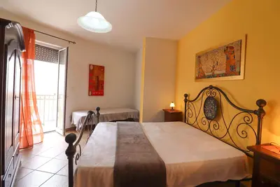 Image de Maison de vacances 'Casa Samira à Otranto' avec balcon et climatisation