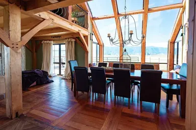Image de small group Destination Barn stay- Loft experience