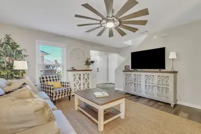 Image de Sagebrush Suite - Close to Paulson Stadium, Gsu!