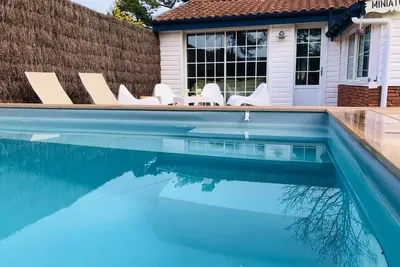 Image de Villa avec piscine 4 chambres bord de mer tout à pieds plages commerces