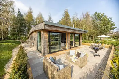 Jules -  a lodge that sleeps 6 guests  in 3 bedrooms