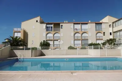 Image de Holidayland Plage 100 T2 7 couchages, piscine  Narbonne Plage