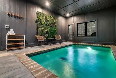 Image de Modern Retreat! Luxury Cabin W Pool, Hot Tub