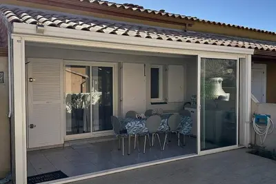 Image de Holidayland Villa  432 T2 Mezzanine 6 couchages climatisé avec véranda et Box internet Narbonne. . .