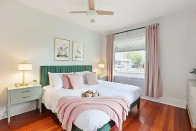 Image de Hearthstone Harmony Retreat! King-Sized Comfort