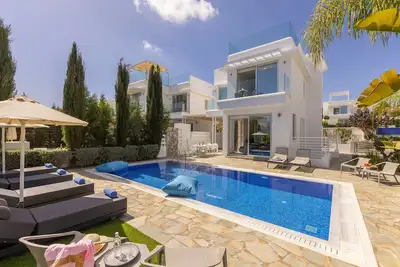 Image de 3 bedroom villa With Pool