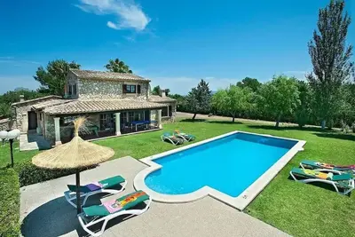 Image de Villa Collet Vell, Lovely stone-clad villa with large garden