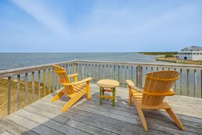 Image de Soundfront Dog Friendly w/ Hot Tub, Media Room, Community Pool and Boat Ramp