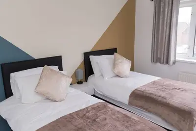 Image de Perfect for Contractors & Families + Free Parking!