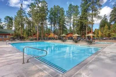 Image de 2brFamily Retreat in the Mountains!