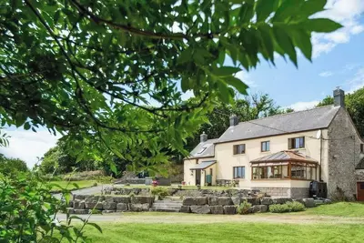 Image de 5 chambres à coucher à Blaenplwyf, near Aberystwyth