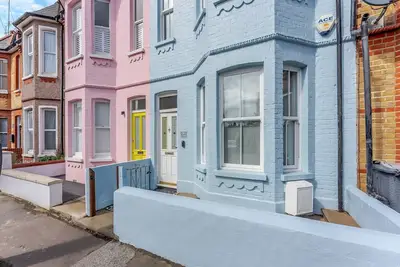 Image de 5 chambres à coucher à Broadstairs