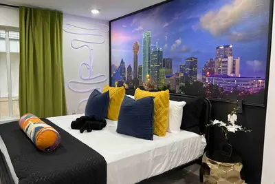 Image de 3 Miles to Aa Center W/ King Bed & Free Parking