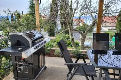 Image de Appartement d'une chambre avec la terrasse et la vue sur le mer Selce, Crikvenica (A-22726-a)