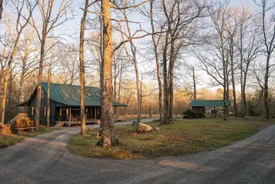Image de New - Private Farmhouse - 12-acre Retreat - Hot Tub - Lookout Mtn - McLemore - Cloudland Canyon