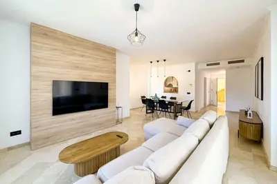 Image de Las Brisas | Penthouse Rooftop Terrace Pool Family Only