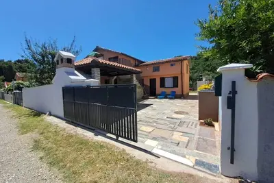 Image de Appartement de vacances pour 4 personnes env. 42 qmà Medulin, Istrie (Côte sud de l'Istrie)