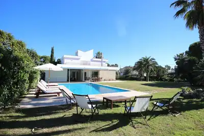 Image de Villa El VInyet Ă distance de marche de la plage