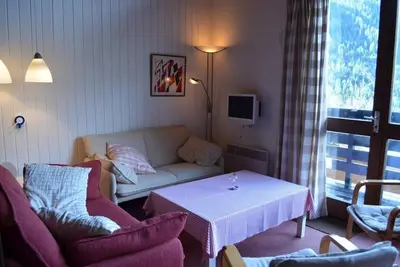 Image de Chalet, wifi, balcon, parking, télévision, casier à ski, 60m², Châtel