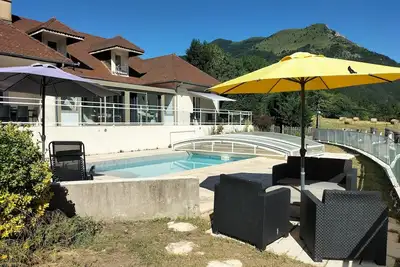Image de Villa avec piscine - Montagne, lac