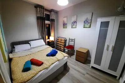 Image de Ground Floor 2 Bedroom Garden Apartment