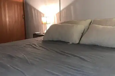 Image de Amplia Casa a Metros de la Montaña y Bodegas!