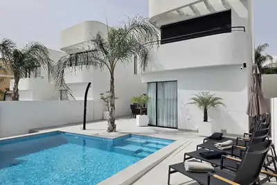 Image de Villa Luisa Alicante La Marina 3xbath 3x Bedroom Privatpool