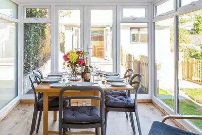 Image de 4 chambres à coucher à Lyme Regis