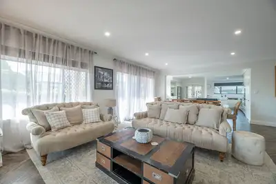 Image de The Grand on Macquarie | Pool & Spa, Ultimate Getaway