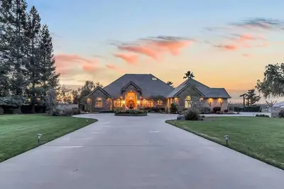 Image de Virk Villa Farm