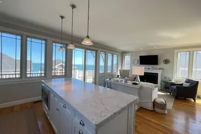 Image de Ocean Views and close to all York Beaches
