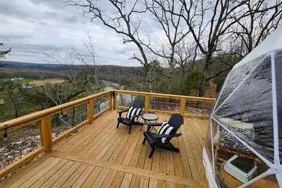 Image de New River View Cliff Dome Glamping @ White River, minutes to fishing, hikes!