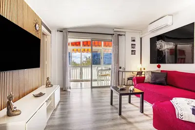 Laurent suite a primera linea de playa