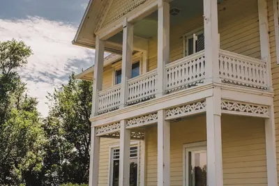 Image de Cozy Countryside Farmhouse with spacious yard!