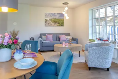 Image de Neu 2024 - Languste 1 - Schöne Ferienwohnung in Alt Westerland: Moderne Eleganz und Liebe zum Detail