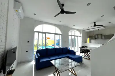 Image de Brand New 3 bedroom Villa Brayen'