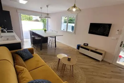 Image de La Royannaise maison confortable CLASSÉE 3* entièrement rénovée à neuf