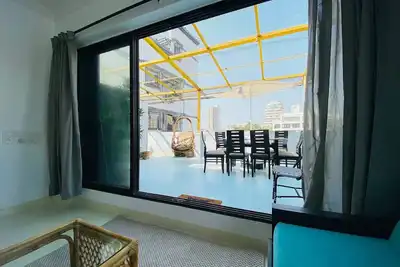 Image de Charming 2 Bed 2 Bath with Terrace in Bandra West\n