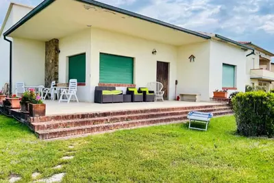 Seafront villa directly on the promenade of Castiglione della Pescaia